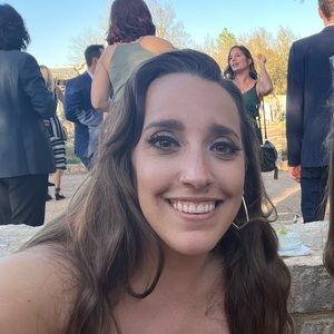 Meet your Posher, Brenda